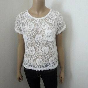 NEW Abercrombie Lace Top Size Small Shirt White